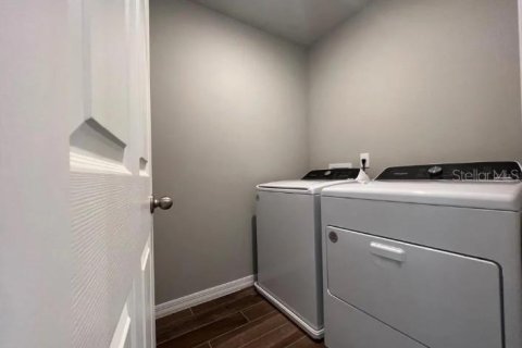 Touwnhouse à louer à Davenport, Floride: 3 chambres, 145.48 m2 № 2097928 - photo 17