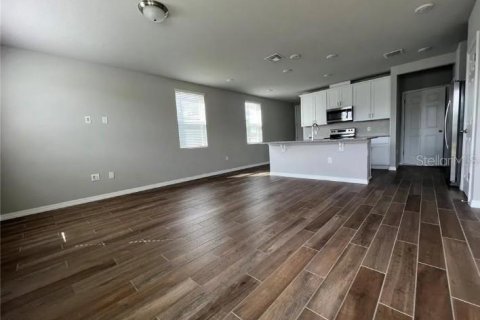 Touwnhouse à louer à Davenport, Floride: 3 chambres, 145.48 m2 № 2097928 - photo 3