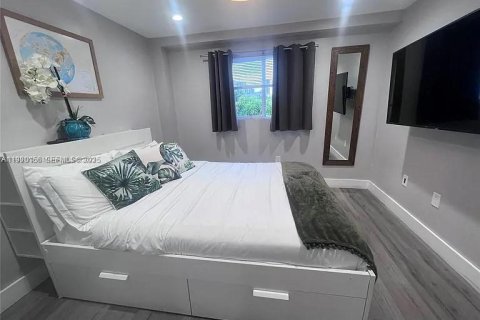 Снять в аренду кондоминиум в Майами, Флорида 1 спальня, 62.43м2, № 1988932 - фото 6