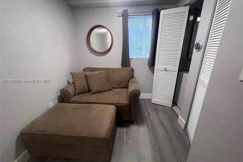 Снять в аренду кондоминиум в Майами, Флорида 1 спальня, 62.43м2, № 1988932 - фото 11