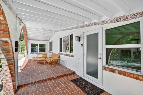 House in Fort Lauderdale, Florida 2 bedrooms, 145.3 sq.m. № 1941349 - photo 7