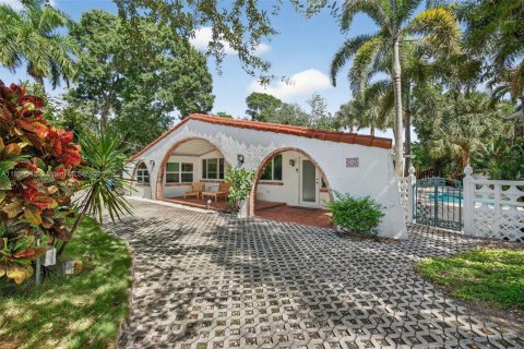 House in Fort Lauderdale, Florida 2 bedrooms, 145.3 sq.m. № 1941349 - photo 5