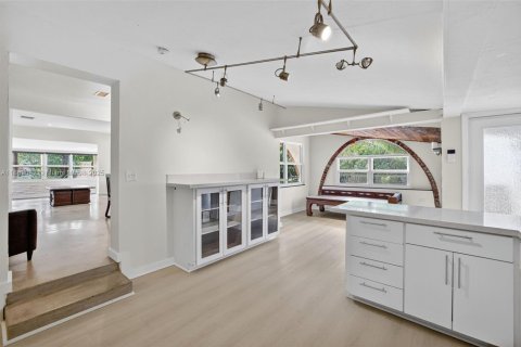 House in Fort Lauderdale, Florida 2 bedrooms, 145.3 sq.m. № 1941349 - photo 25