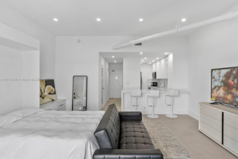 Купить кондоминиум в Майами-Бич, Флорида 51.28м2, № 2022283 - фото 11