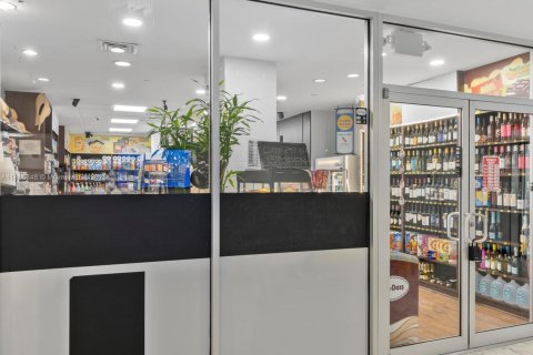 Купить кондоминиум в Майами-Бич, Флорида 51.28м2, № 2022283 - фото 25