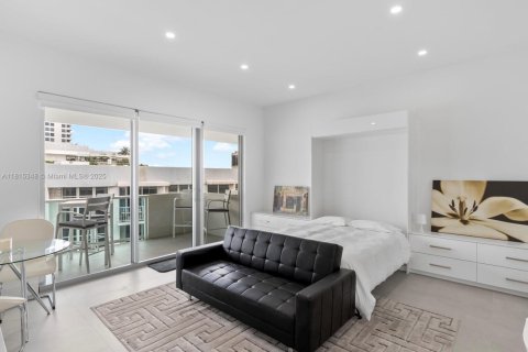 Купить кондоминиум в Майами-Бич, Флорида 51.28м2, № 2022283 - фото 7