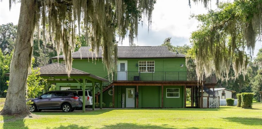 House in Oak Hill, Florida 1 bedroom, 98.1 sq.m. № 2290969