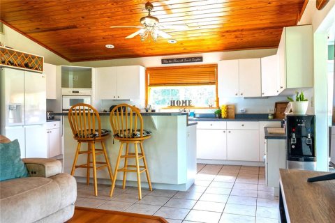 House in Oak Hill, Florida 1 bedroom, 98.1 sq.m. № 2290969 - photo 13