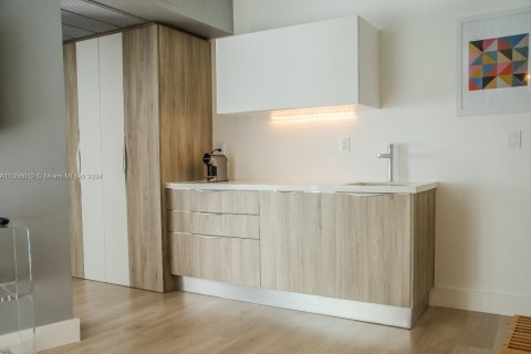 Купить кондоминиум в Майами-Бич, Флорида 1 спальня, 41.06м2, № 1985043 - фото 8