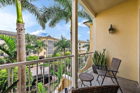 Condominio en alquiler en West Palm Beach, Florida, 2 dormitorios, 183.95 m2 № 1178532 - foto 1