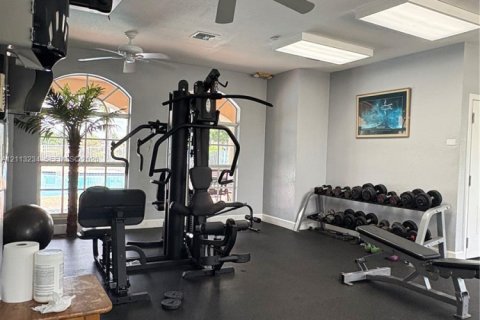 Touwnhouse à louer à Miramar, Floride: 2 chambres, 96.34 m2 № 2434040 - photo 3