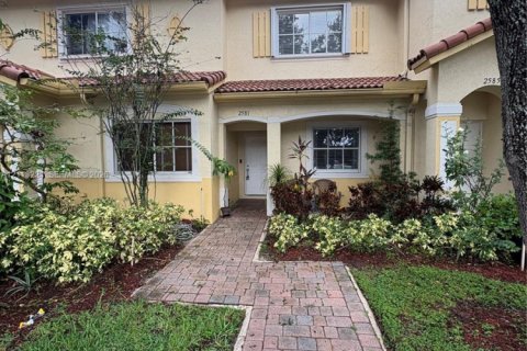 Touwnhouse à Miramar, Floride 2 chambres, 96.34 m2 № 2434040