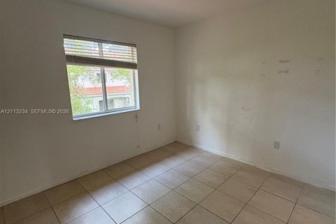 Touwnhouse à louer à Miramar, Floride: 2 chambres, 96.34 m2 № 2434040 - photo 11