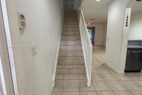Touwnhouse à louer à Miramar, Floride: 2 chambres, 96.34 m2 № 2434040 - photo 5