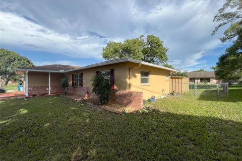 Casa en venta en Spring Hill, Florida, 2 dormitorios, 111.48 m2 № 1810509 - foto 3