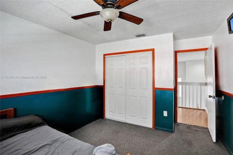 Villa ou maison à vendre à Miami, Floride: 4 chambres, 190.82 m2 № 1852364 - photo 25