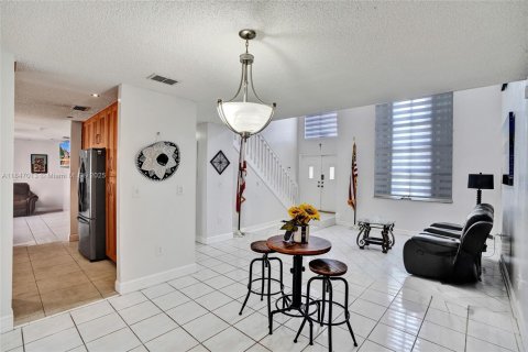 Villa ou maison à vendre à Miami, Floride: 4 chambres, 190.82 m2 № 1852364 - photo 7