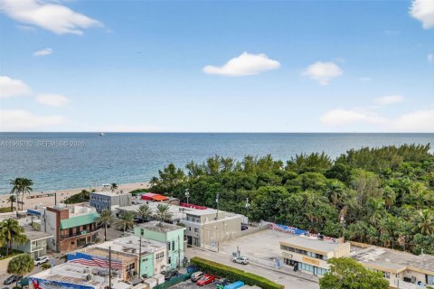 Condo in Fort Lauderdale, Florida, 2 bedrooms  № 2027410 - photo 20