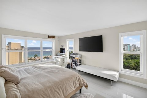 Condo in Fort Lauderdale, Florida, 2 bedrooms  № 2027410 - photo 29