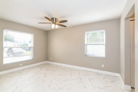 Villa ou maison à louer à Sanford, Floride: 3 chambres, 107.21 m2 № 2415580 - photo 9