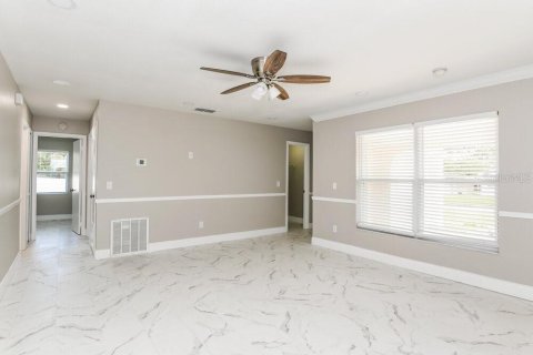 Villa ou maison à louer à Sanford, Floride: 3 chambres, 107.21 m2 № 2415580 - photo 5