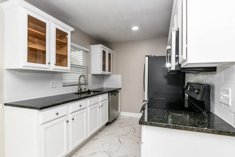 Villa ou maison à louer à Sanford, Floride: 3 chambres, 107.21 m2 № 2415580 - photo 7