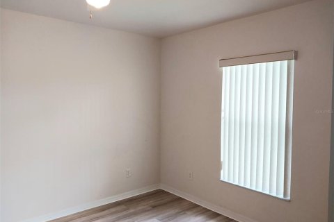 Casa en alquiler en North Port, Florida, 3 dormitorios, 139.82 m2 № 1904945 - foto 15