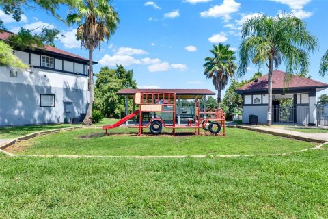 Condo in Orlando, Florida, 3 bedrooms  № 1874010 - photo 18