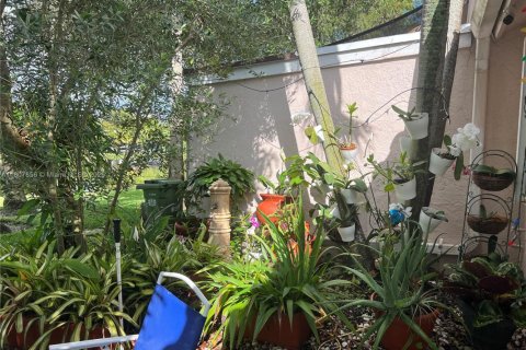 Villa ou maison à louer à Weston, Floride: 2 chambres, 94.57 m2 № 1996366 - photo 14