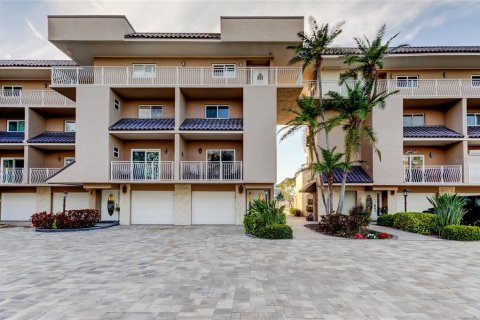 Adosado en venta en Tierra Verde, Florida, 2 dormitorios, 153.29 m2 № 1563168 - foto 8