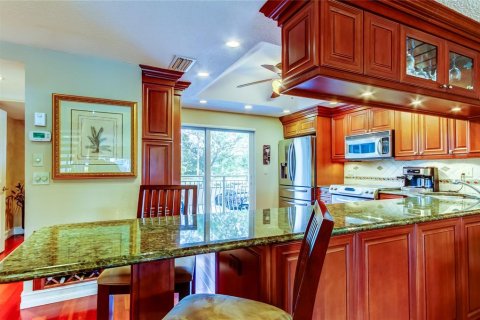 Adosado en venta en Tierra Verde, Florida, 2 dormitorios, 153.29 m2 № 1563168 - foto 23