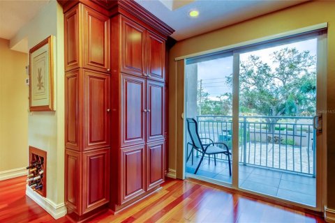 Adosado en venta en Tierra Verde, Florida, 2 dormitorios, 153.29 m2 № 1563168 - foto 29