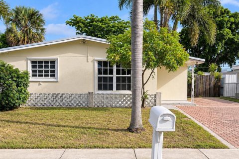 Villa ou maison à louer à Davie, Floride: 2 chambres, 81.29 m2 № 2413348 - photo 8
