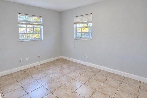 Villa ou maison à louer à Davie, Floride: 2 chambres, 81.29 m2 № 2413348 - photo 6