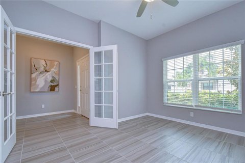 House in Lutz, Florida 4 bedrooms, 255.48 sq.m. № 2222680 - photo 14