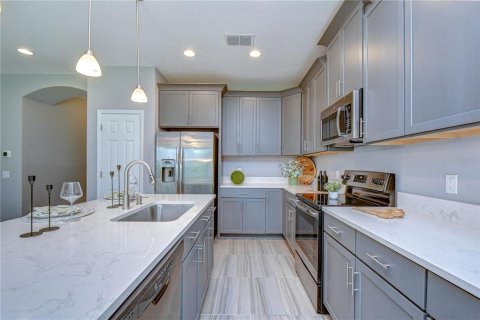 House in Lutz, Florida 4 bedrooms, 255.48 sq.m. № 2222680 - photo 30