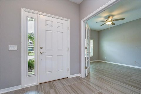 House in Lutz, Florida 4 bedrooms, 255.48 sq.m. № 2222680 - photo 12