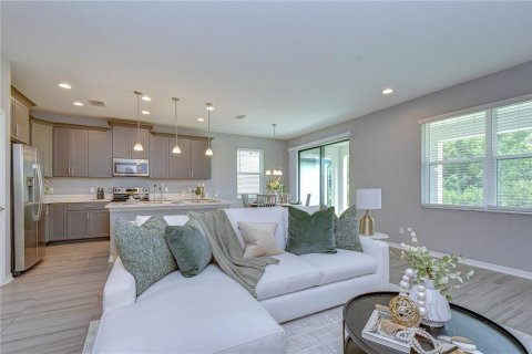 House in Lutz, Florida 4 bedrooms, 255.48 sq.m. № 2222680 - photo 22
