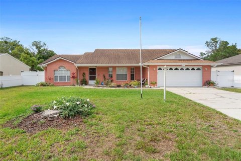 House in Deltona, Florida 3 bedrooms, 175.77 sq.m. № 1687207 - photo 3