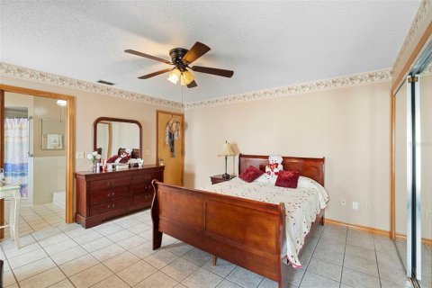House in Deltona, Florida 3 bedrooms, 175.77 sq.m. № 1687207 - photo 20