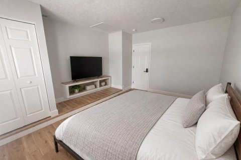 Villa ou maison à louer à Tampa, Floride: 4 chambres, 125.98 m2 № 2411392 - photo 7