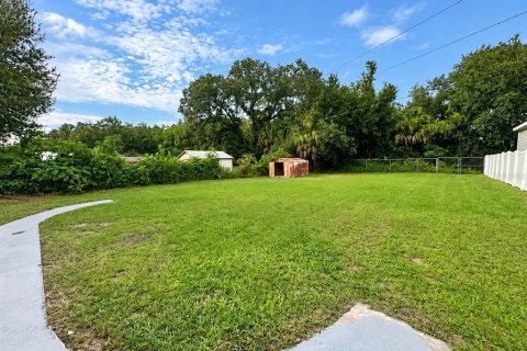 Villa ou maison à louer à Tampa, Floride: 4 chambres, 125.98 m2 № 2411392 - photo 16
