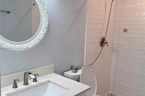 Купить таунхаус в Хайалиа, Флорида 3 спальни, 146.97м2, № 1950216 - фото 9