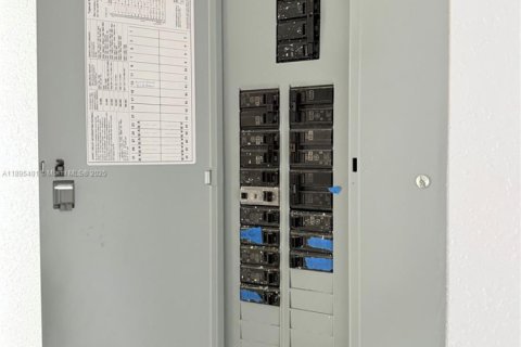 Купить таунхаус в Хайалиа, Флорида 3 спальни, 146.97м2, № 1950216 - фото 26