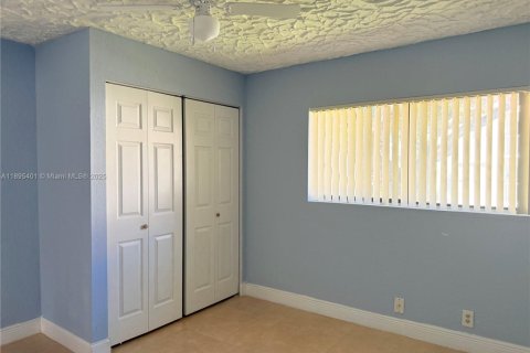 Купить таунхаус в Хайалиа, Флорида 3 спальни, 146.97м2, № 1950216 - фото 14