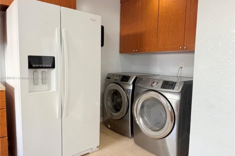 Купить таунхаус в Хайалиа, Флорида 3 спальни, 146.97м2, № 1950216 - фото 5