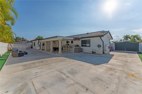 Купить виллу или дом в Майами, Флорида 3 спальни, 180.88м2, № 2051122 - фото 26