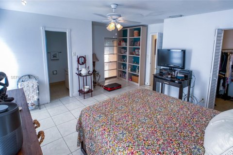 Adosado en alquiler en Plantation, Florida, 3 dormitorios, 201.6 m2 № 2032058 - foto 17