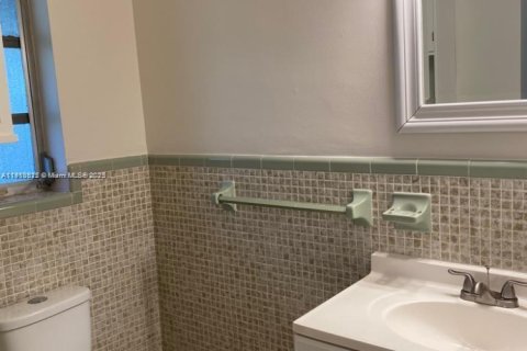 Villa ou maison à louer à Coral Springs, Floride: 4 chambres, 123.93 m2 № 1968505 - photo 21