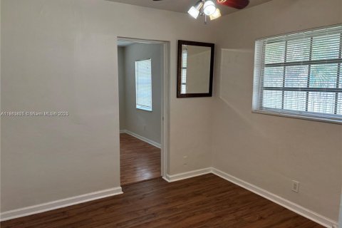 Villa ou maison à louer à Coral Springs, Floride: 4 chambres, 123.93 m2 № 1968505 - photo 19